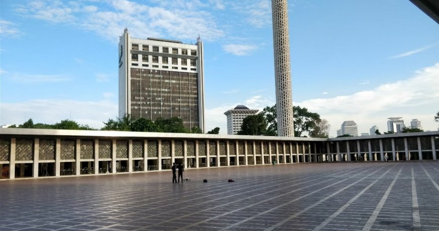 مسجد استقلال