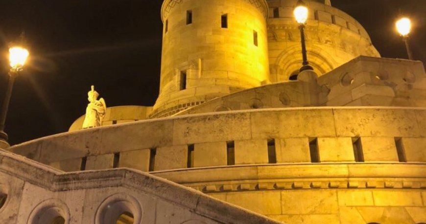 سنگر ماهیگیر بوداپست