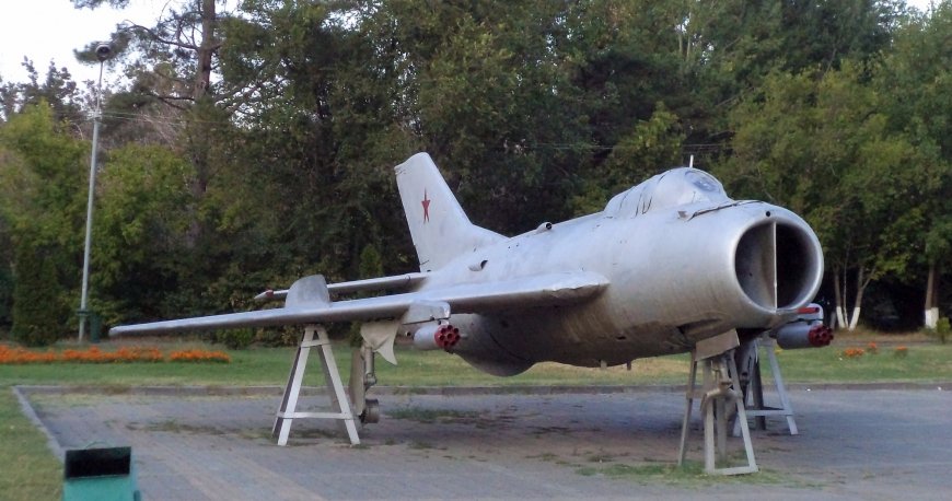 پارک پیروزی و مجسمه مادر ایروان