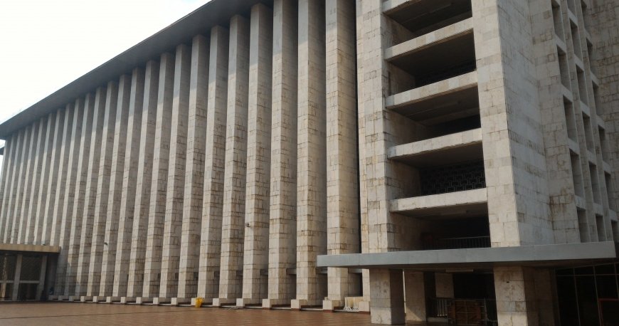 مسجد استقلال