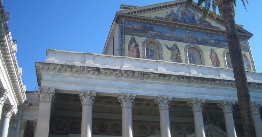 کلیسای باسیلیا دی سان پائولو فوری لمورا رم