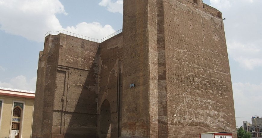 مسجد ارگ تبریز