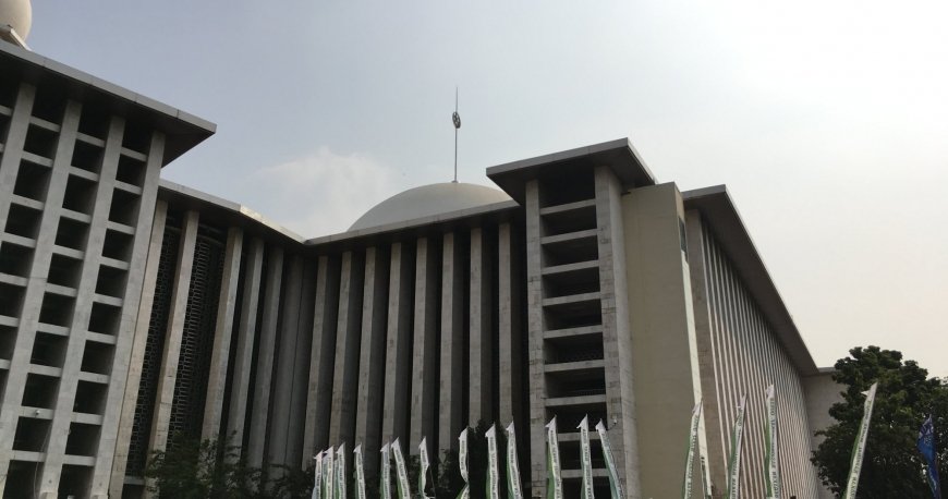 مسجد استقلال