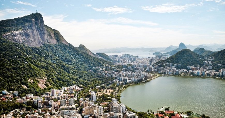 files-destinations-11brazil-superJumbo-v3[53da90f90375bb16b569b48d3ae8ebe8].jpg