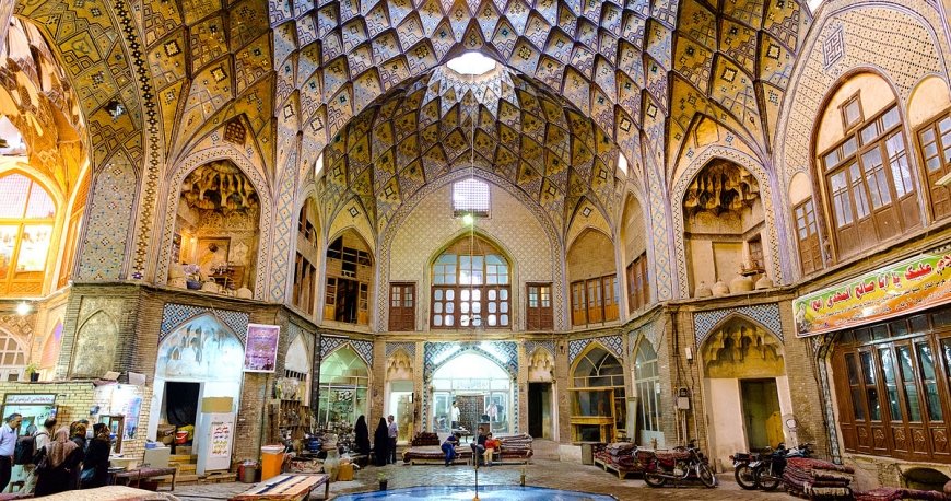 کاشان کاشان