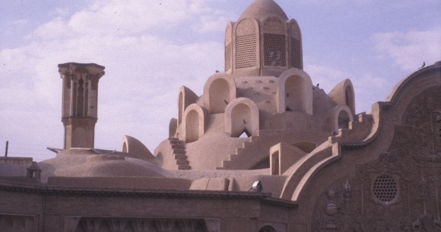 کاشان کاشان