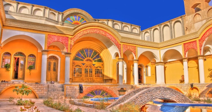 کاشان کاشان