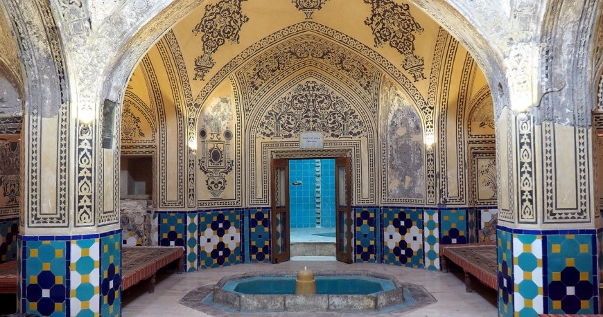 کاشان کاشان