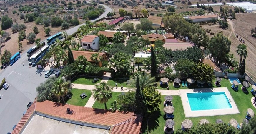 لارناکا لارناکا