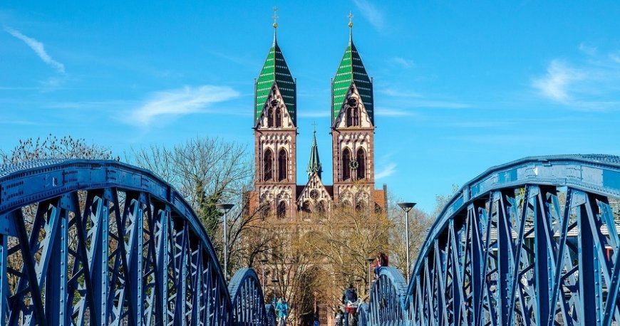 آلمان آلمان