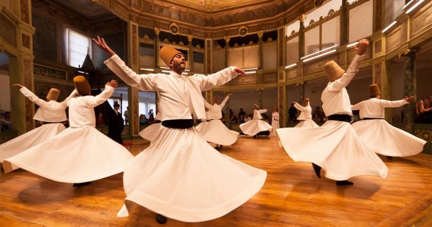 مراسم بزرگداشت مولانا (رومی) مراسم بزرگداشت مولانا (رومی)