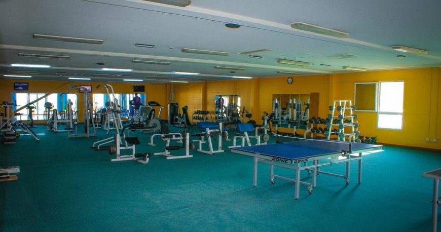 سالن بدنسازی هتل کرسنت بیچ باکو