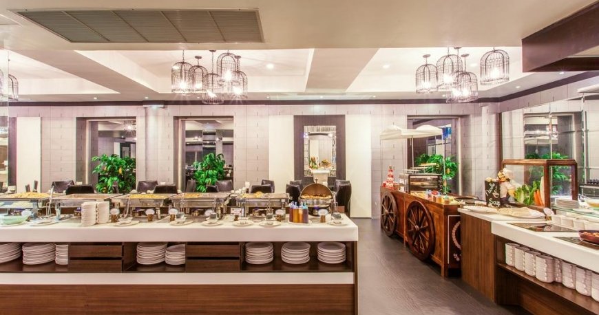 رستوران هتل پاتونگ هریتیج پوکت