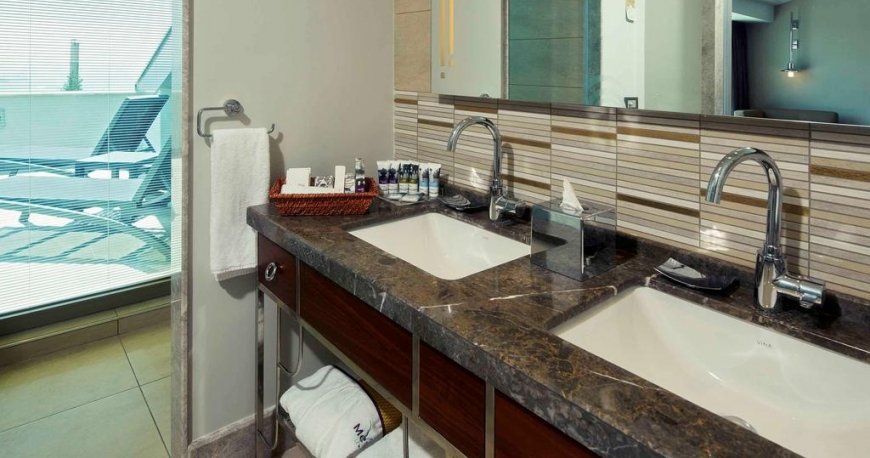 سرویس بهداشتی  هتل مرکور استانبول تکسیم