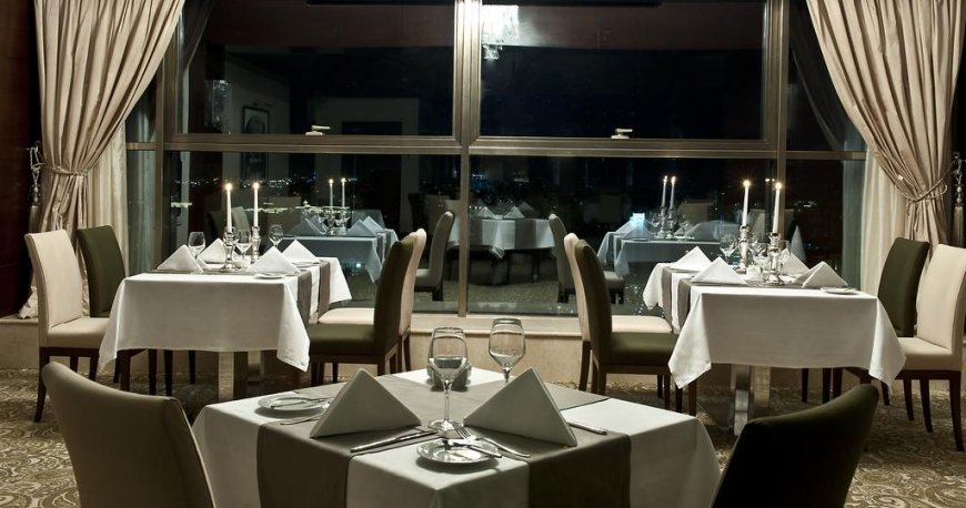 رستوران هتل قفقاز باکو سیتی