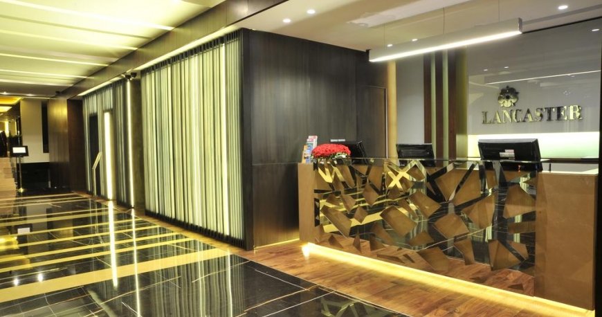 لابی هتل لنکستر رائوش بیروت