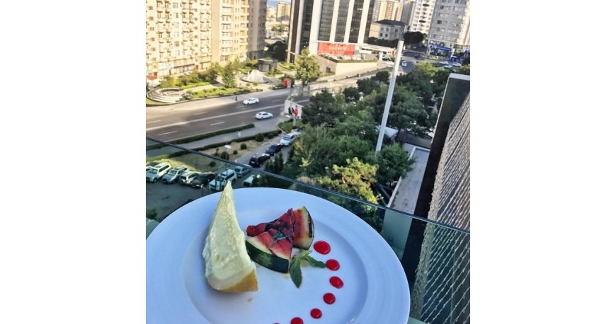 رستروان هتل قفقاز پوینت بوتیک باکو