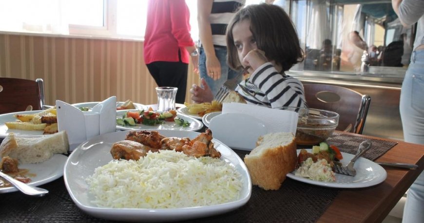 رستوران هتل ریوا باکو رستوران هتل ریوا باکو