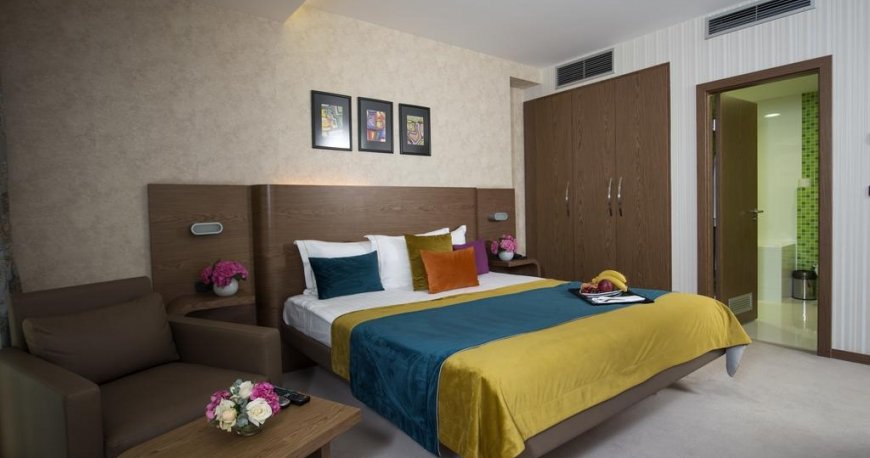 اتاق هتل امرالد باکو