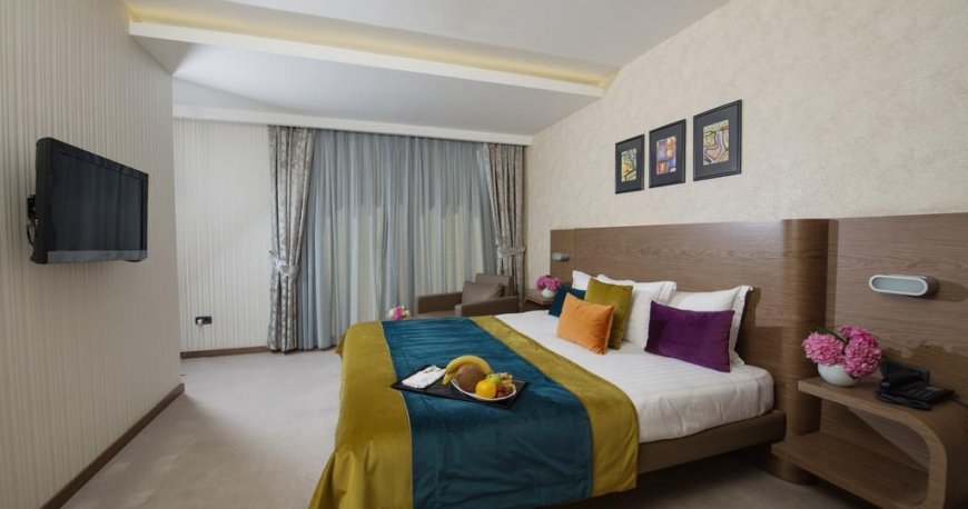 اتاق هتل امرالد باکو