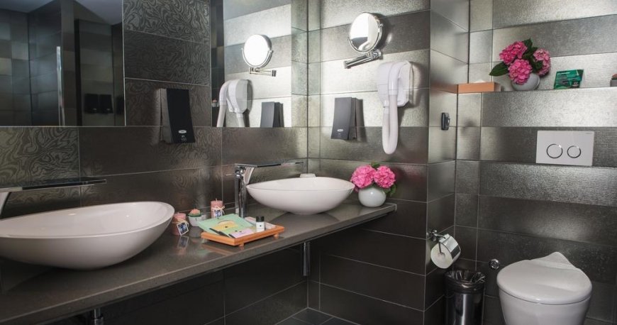 سرویس بهداشتی هتل امرالد باکو