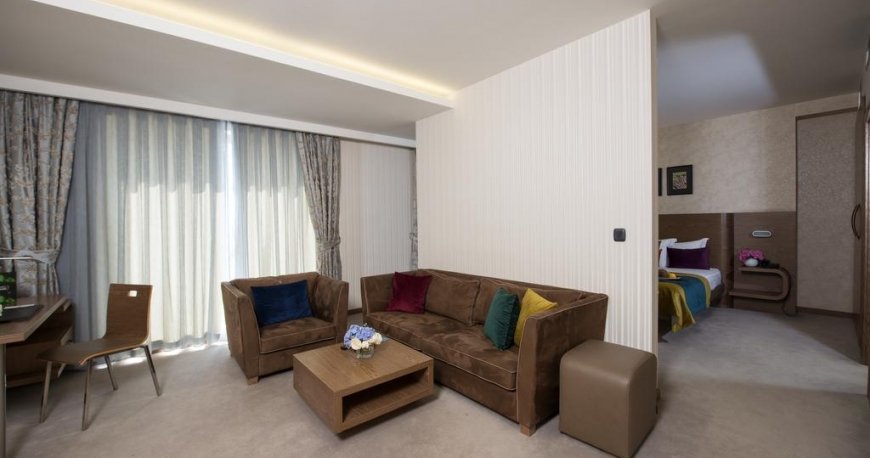 اتاق هتل امرالد باکو