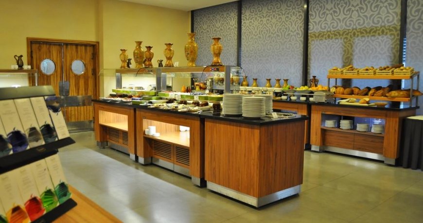 رستوران هتل امرالد باکو