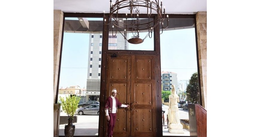 لابی هتل رستون بیروت