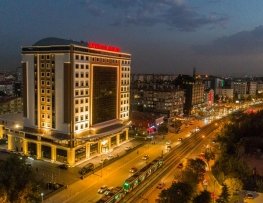 هتل باییر دیاموند