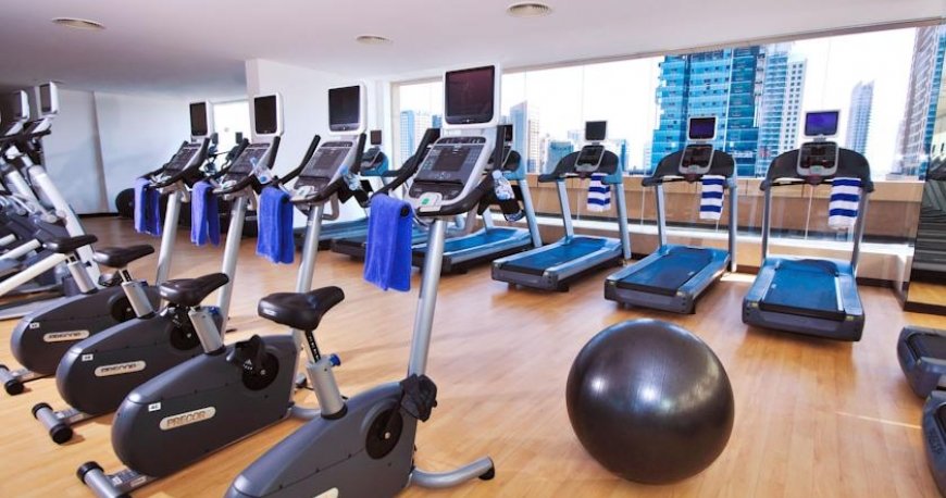 سالن بدنسازی هتل یاسات گلوریا دبی