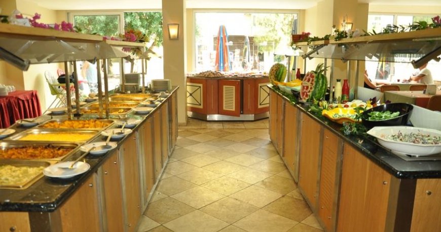 رستوران هتل مرسوی اکسکلوسیو آکوا