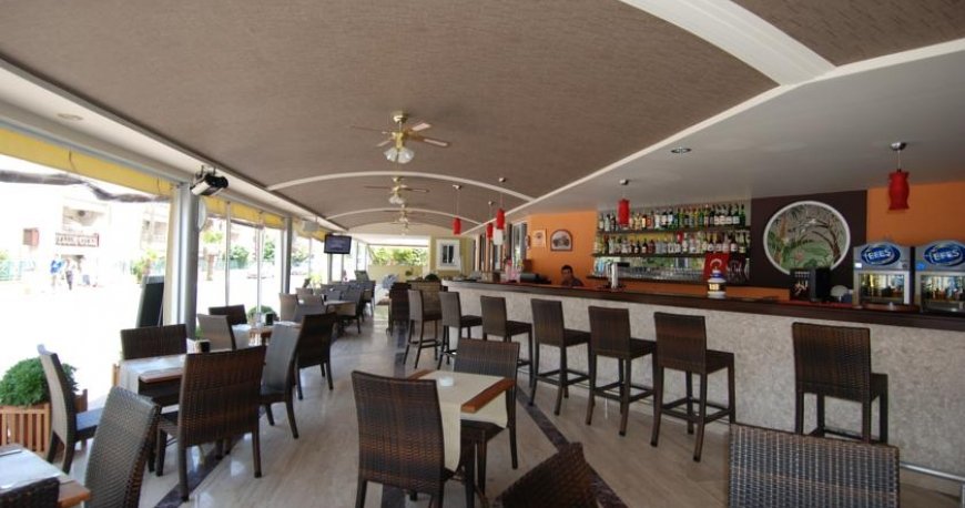 رستوران هتل مرسوی اکسکلوسیو آکوا