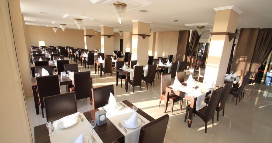 رستوران هتل ویستا هیل کوشی آداسی