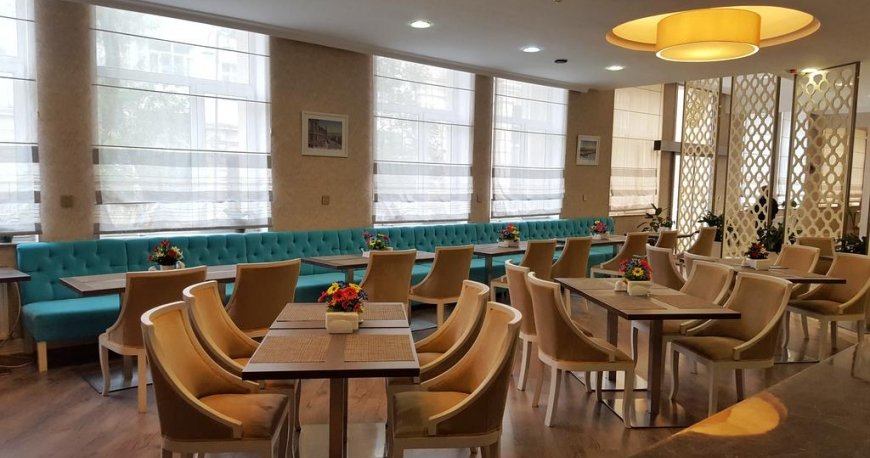 رستوران هتل امپایر باکو