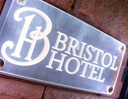هتل بریستول