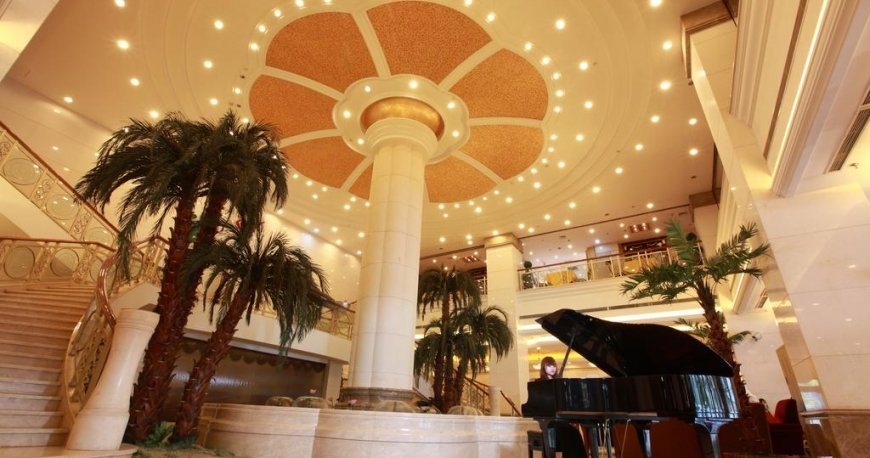 لابی  هتل گلدن ریور ویو شانگهای