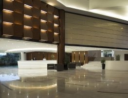 هتل اکوود رزیدنس