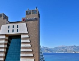 هتل رامادا پلازا