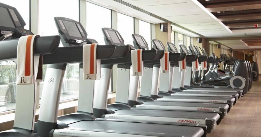 سالن بدنسازی هتل رنسانس