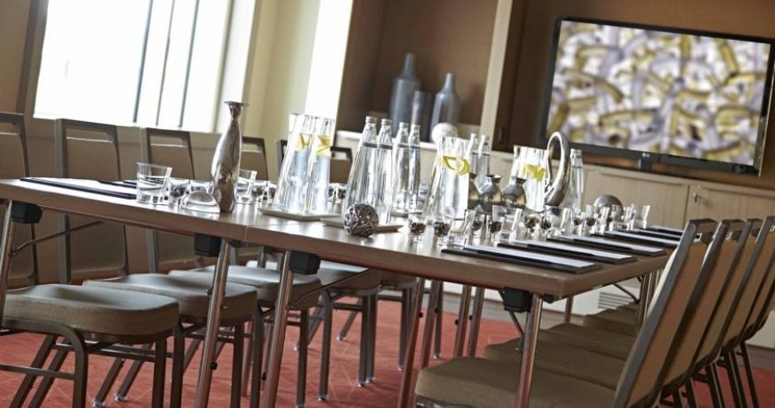 رستوران هتل رنسانس