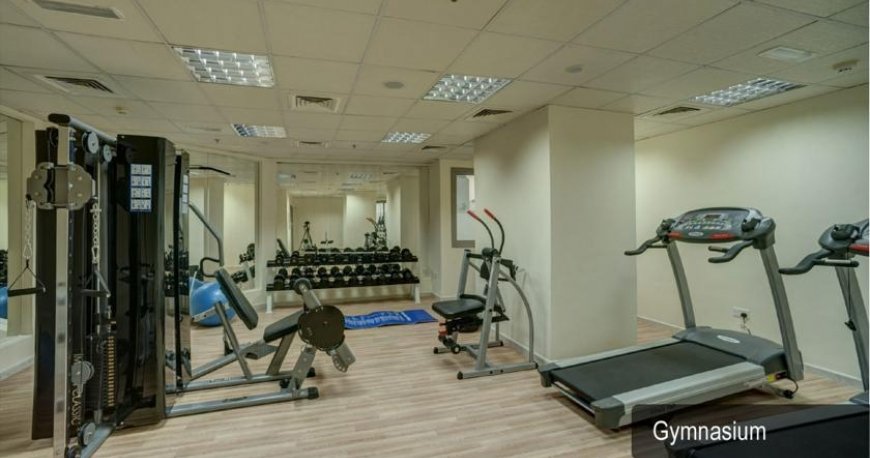 سالن بدنسازی هتل اسکای لاین دبی
