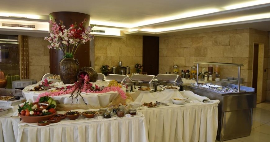 رستوران هتل رستون بیروت