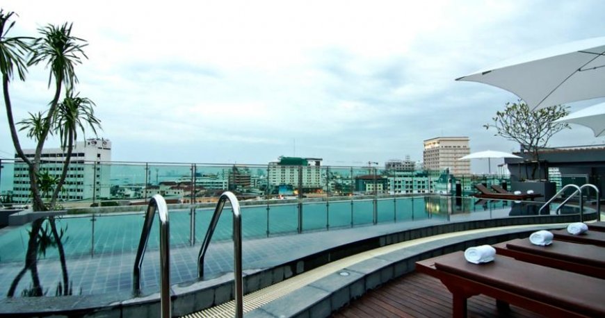 استخر هتل سان اکسکلوسیو پاتایا تایلند