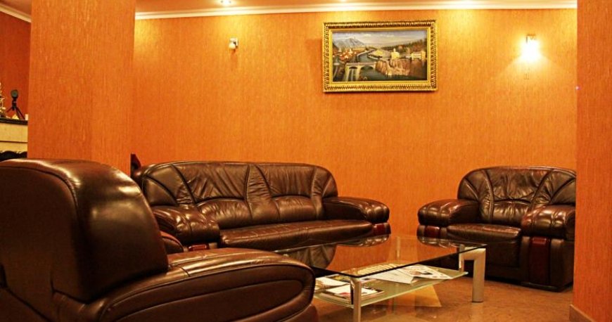 لابی هتل KMM تفلیس
