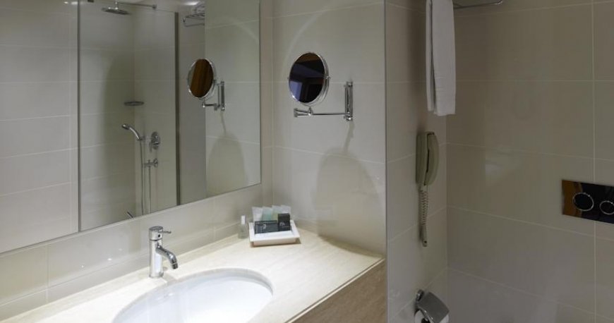 سرویس بهداشتی هتل مرکور بسفر