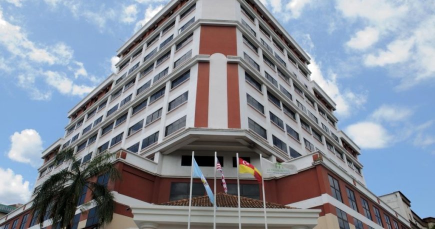 هتل دِی پالما آمپانگ