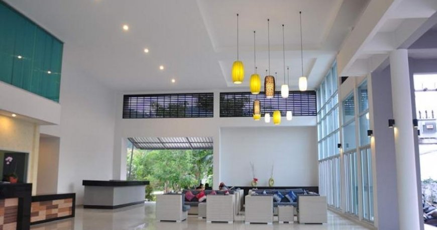 لابی هتل نچرال پوکت لابی هتل نچرال پوکت