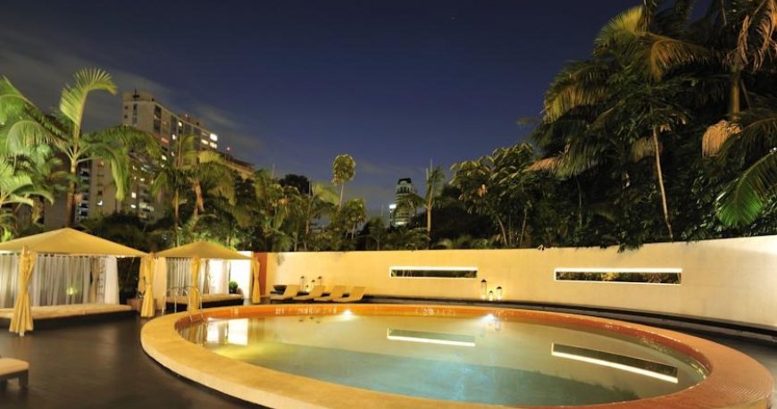 استخر هتل تیولی سائو پائولو