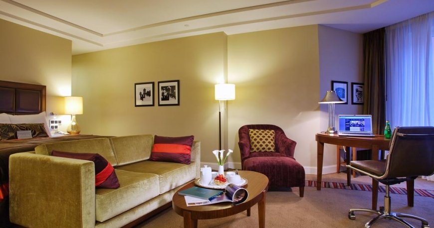 اتاق هتل کورینتیا سنت پترزبورگ