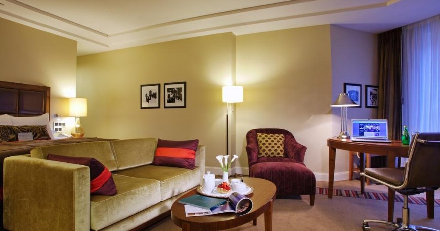 اتاق هتل کورینتیا سنت پترزبورگ